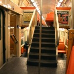 To-etasjes t-bane under Paris